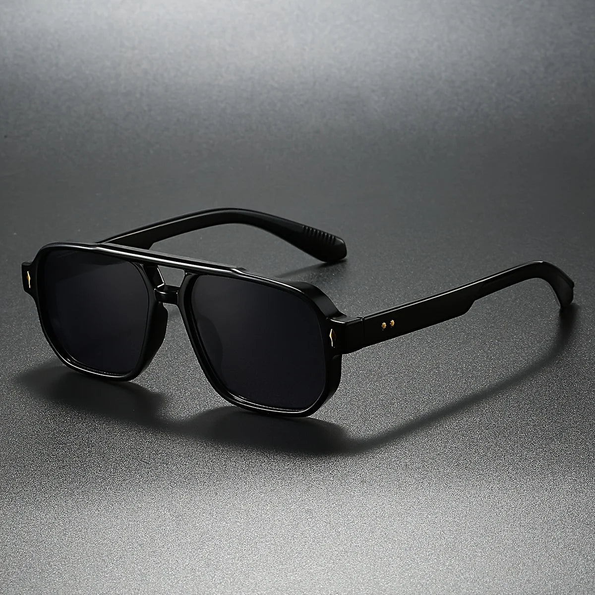 Quincy | Square Vintage Sunglasses